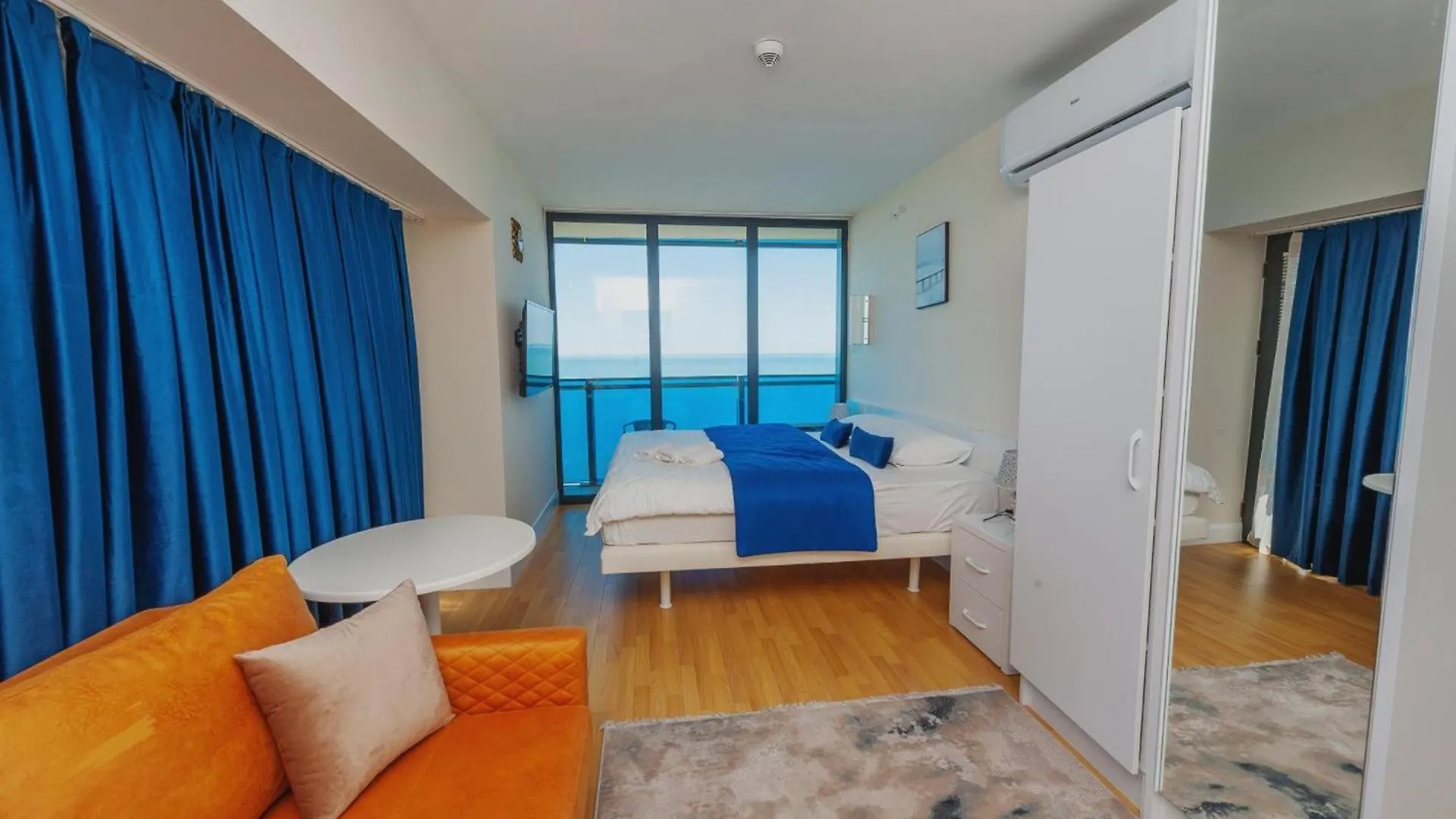 Batumi Aparthotel Orbi City N1 조지아